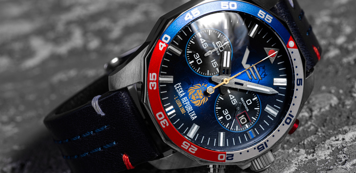 Vostok Europe �esk� republika 6S21-225A481B: quartz hodinky s p��b�hem