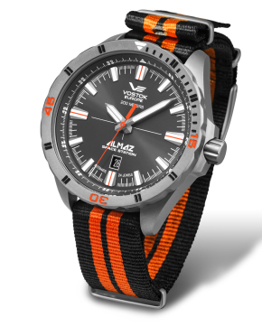 p�nsk� hodinky Vostok-Europe ALMAZ titanium line NH35A/320H263N